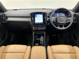 XC40 B4 AWD インスクリプション 4WD 4WD 本革シート