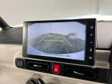 バックカメラついてます。しかもディスプレイオーディオ♪見た目もスマートで操作も簡単。車内の快適さがグッと上がるので日ぜひ一度使ってみてください
