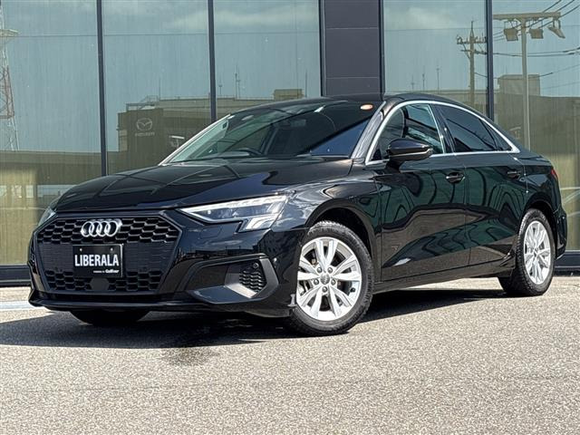 A3セダン 30 TFSI ワンオーナー 修復歴無し