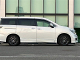 店舗にて現車の確認もいただけますので、お電話で在庫のご確認の上是非ご来店くださいませ。
