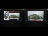 パノラミックビューモニター付きです。車両を上から見た様な映像を画面に表示。運転席からの目視だけでは見にくい、車両周辺の状況をリアルタイムでしっかり確認出来ます。