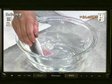 停車中には、TVや映像コンテンツを楽しめます。休憩時間や待ち時間に、リラックスしたひとときを過ごせるでしょう。