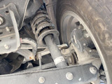【本州仕入れ】のお車ですので、エンジンルームや下回りのサビも比較的少なく、お車を長く乗りたい方にぴったりの1台となっております♪