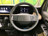 【純正革巻きステアリング】上質な革を使用することで、手にしっかり馴染みとても運転しやすいハンドルです♪