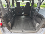 リアシート収納時荷室スペース