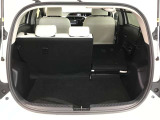 開口部の広いラゲージスペースは、ゴルフバックなどの荷物もラクラク積み込めます。