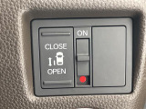 【 パワースライドドア 】ワンタッチでスライドドアの電動開閉が可能です♪♪