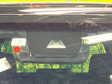 【トヨタセーフティセンス】走行中に前方の車両等を認識し、衝突しそうな時は警報とブレーキで衝突回避と被害軽減をアシスト。より安全にドライブをお楽しみいただけます。
