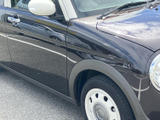 運転席周りはシンプルで操作しやすい設計。すぐに慣れて、快適なドライブを楽しめます。日常の移動をサポートします。