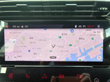 純正コネクテッドナビは常に最新の情報を表示。マップデーターの更新作業などが無く快適に使えます。