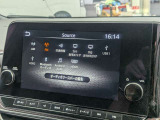 多彩なメディアに対応した純正ナビを搭載。地デジTVやBluetooth、USB、HDMI入力にも対応しており、車内で快適なエンタメ空間を楽しめます。