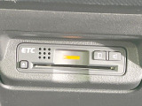 【ETC】高速道路の料金所をストレスなく通過!話題のスポットやサービスエリアに多い「スマートIC」利用時は必須のアイテムです。当店でセットアップを実施、ご納車当日からすぐにご利用いただけます!
