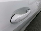 営業スタッフ全員で頑張って仕上げしております。お問合せお待ちしております!