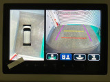 【全方位モニター】 4つのカメラで映像を映し出します。発進時、後退時も周囲の安全を確認し、サポートします^^