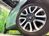 【純正15インチアルミホイール】外観にマッチした純正15インチアルミホイールを装着しております。各種社外アルミホイールや、スタッドレスタイヤも取扱いしております。是非ご相談ください♪