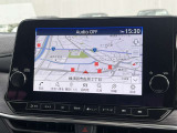 メモリーナビ(テレビ付)搭載で、初めての道や遠出でも安心です!Bluetoothが使えるので、好きな音楽を聴きながら楽しいドライブを♪
