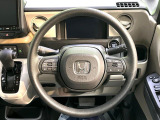 【ステアリングスイッチ】運転中、前方から目線をそらすことなく、オーディオ等の操作が可能な便利機能!安心&快適なドライブを演出してくれます♪