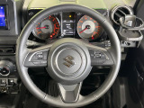 【純正革巻きステアリング】上質な革を使用することで、手にしっかり馴染みとても運転しやすいハンドルです♪