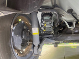 お車を安心してお乗りいただく為には、足回りの定期点検が欠かせません。サービスサポート(有償保証)では無料点検もご提供しており、安心のカーライフをお過ごしいただけるサポート体制が整っています。