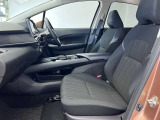 【車内ルームクリーニング済】専門スタッフにより車内はきれいにルームクリーニングを行っております。