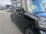当店では 『低価格の軽自動車』 を中心に販売しています。またトラクターや油圧ショベルの取り扱いにも注力してますので、興味のある方はぜひお電話下さい!