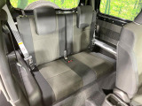高品質なオリジナルフロアマットもオプションにてご用意しております。お好きなデザインやカラーをお車に合わせて選んでいただくことができます♪