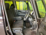 運転席シート廻りは使用感も少なく、良好な状態となっています。丁寧に使われていたことがよくわかりますね。
