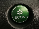 ★ECONスイッチ★ エコドライブを加速しよう!スイッチをONにすると、運転の仕方によるロスを抑え込み燃費をよくするようクルマが頑張ります(*^ー^*)燃費向上にチャレンジ♪