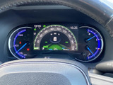 視認性の高いメーター類が、運転に必要な情報を分かりやすく伝えます。直感的に操作でき、運転に集中できます。洗練されたデザインも魅力です。