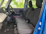 運転しやすいよう、操作系の配置も最適化されています。シンプルで分かりやすいデザインも魅力です。