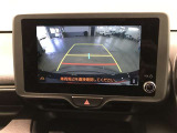 バックガイドモニターで、後方を確認しながら安心して駐車することができます。運転初心者も熟練者も必須の機能ですよ!