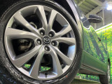 弊社では、全車『修復歴なし』のお車のみ取り扱っております。専任バイヤーによる厳選した仕入れの後、入庫後の車両チェックを行い、ネクステージが認定した高品質な中古車をご提供しております。