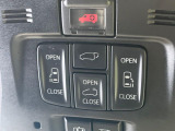 【両側パワースライドドア】スマートキーや運転席のスイッチで後席両側スライドドアの開閉が可能♪電動だから力を入れてドアを開ける必要が無く、小さなお子様でも簡単に開け閉めでき快適です♪