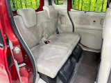 後部座席も気になるようなキズ・汚れやへたり等、大きなダメージはなく、良好な状態です。