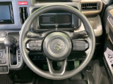 【ステアリングスイッチ】運転中、前方から目線をそらすことなく、オーディオ等の操作が可能な便利機能!安心&快適なドライブを演出してくれます♪