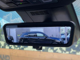 【デジタルインナーミラー】後席の大きな荷物や同乗者で後方が確認しづらい時でも安心!カメラが撮影した車両後方の映像をルームミラー内に表示。クリアな視界で状況の確認が可能です!