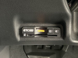 ETC2.0装備車です。高速道路の渋滞情報や静止画像提供などをナビとリンクして画面でお知らせします。また、高速道路の一時退出対象インターでは料金据え置きで一時退出もできます。