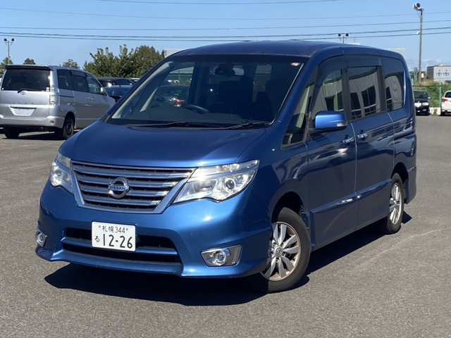 セレナ 2.0 ハイウェイスター S エディション 4WD 純正フルセグナビ・バックカメラ