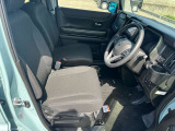 エンジンルームも綺麗に洗浄してから納車致します。普段あまり見ることが無い箇所だからこそ綺麗だと感動しますよね(*&acute;▽`*)