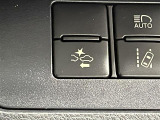 【PCS:プリクラッシュセーフティ】システムが前方の車・障害物に衝突すると判断した場合、自動でブレーキを作動させ、衝突した時の被害を軽減します。