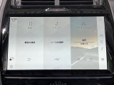 ナビPivi Proは、スマホのように直感的に操作できる高機能システムです。AIが日常のルートを学習して渋滞を避ける案内をし、通信機能で地図も常に最新。メーター等への画面連動も見やすいです。