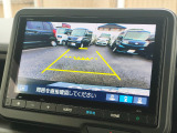 バックカメラが装備されており、後方の安全確認はもちろんのこと狭い場所での駐車や雨の日・夜間など視界の悪いコンディションでのストレスの軽減にもなります!