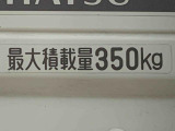 お客様から下取仕入れをする際には、1台づつ査定を行ってお車の状態をチェックしております。自社でメンテナンスの履歴がしっかりしている車両もたくさん入荷しています。