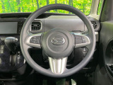 インテリアに合わせたデザインのステアリングは、運転される方のことも考え、運転しやすい形状、大きさです。是非一度、実際に触ってお確かめください。
