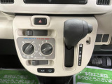 店内では季節で変わるダイハツオリジナルの美味しいスイーツとドリンクでおもてなしいたします。