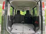 普段のお買い物や通勤、送迎等に十分な荷室スペースを確保しております。セカンドシートを倒すと、大きな荷物の積載も可能です♪