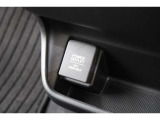 シガーソケットが付いているので、車から電源を取ることが出来ます!