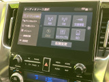 お好みの音楽を存分に楽しめるオーディオシステム。高音質でクリアなサウンドが車内を満たします。