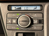 車内空調は&rdquo;AUTOエアコン&rdquo;にお任せ。運転に集中出来ますよ!
