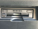 ETC搭載車しか通過できないスマートICが利用できるようになります。現在、スマートICの設置箇所も増えてきてます。また、料金所での小銭の出し入れや雨天時における窓の開閉などの紛らわしさも解消されます。
